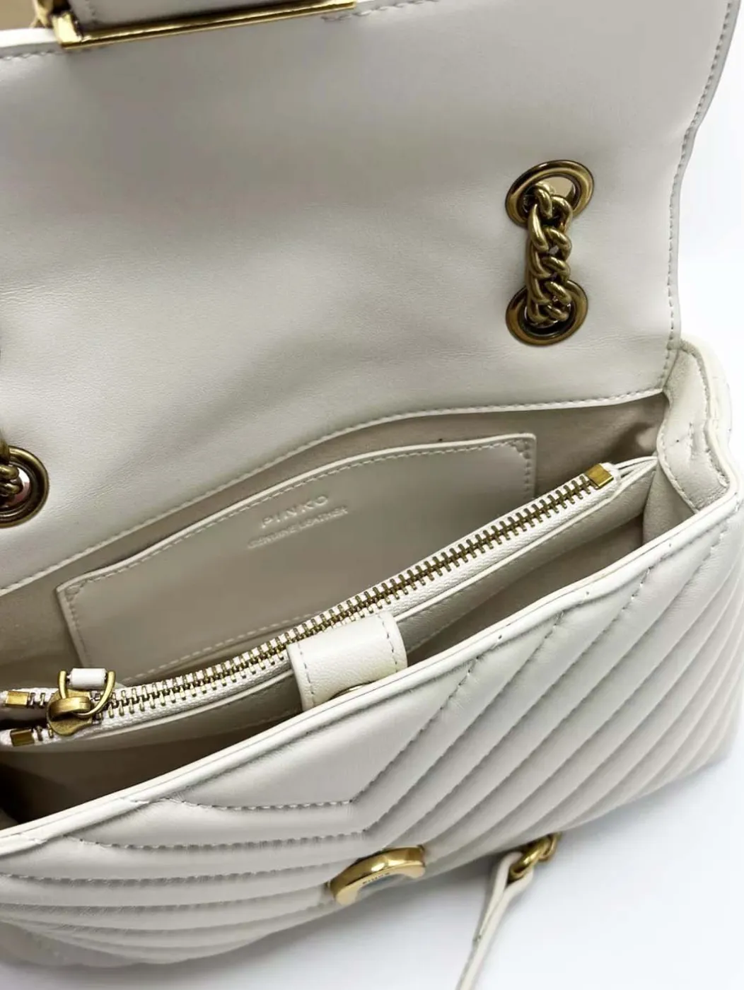 LADY LOVE BAG PUFF HEART - white gold — фото 3