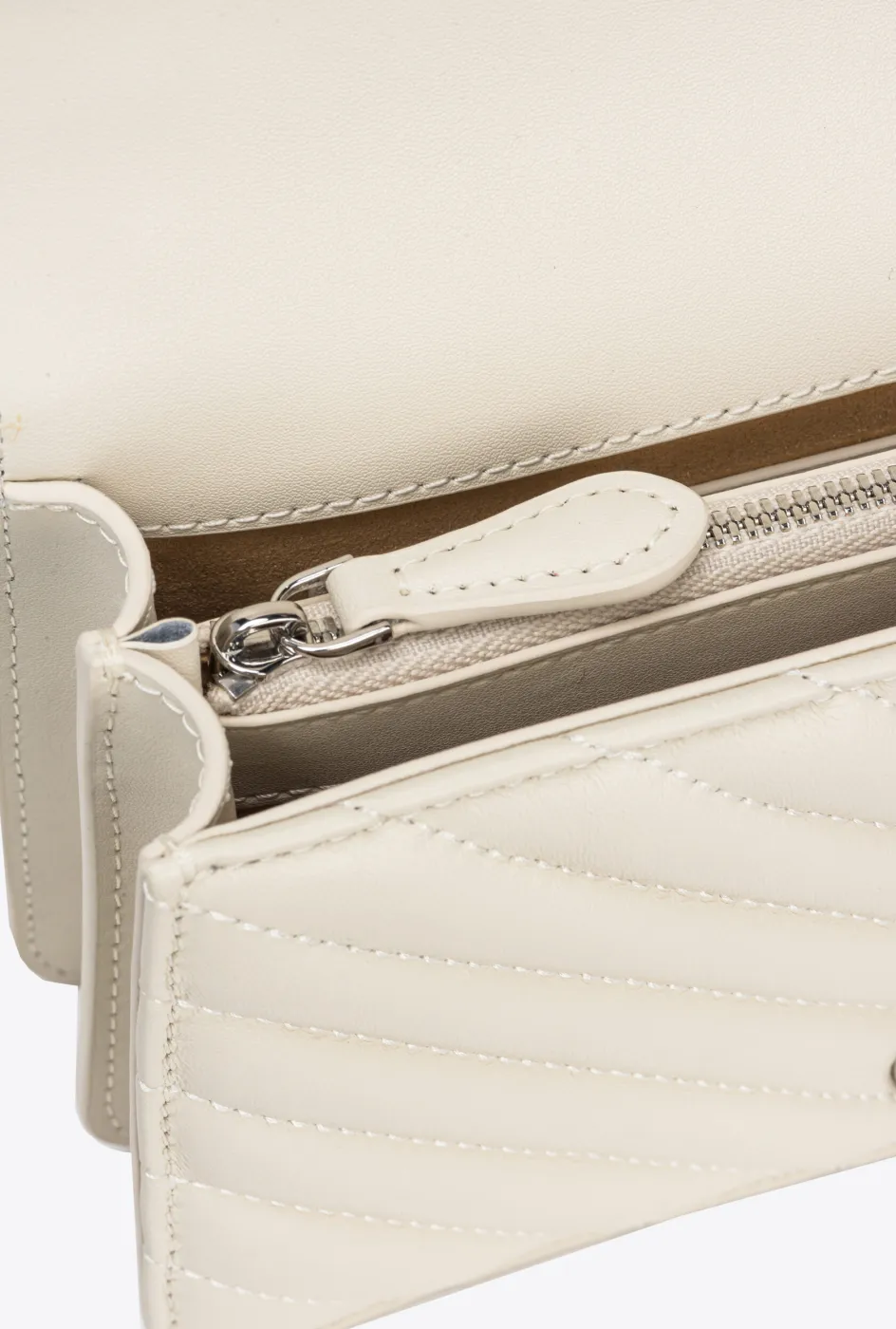MINI LOVE BAG ONE CHEVRON - white/silver — фото 4